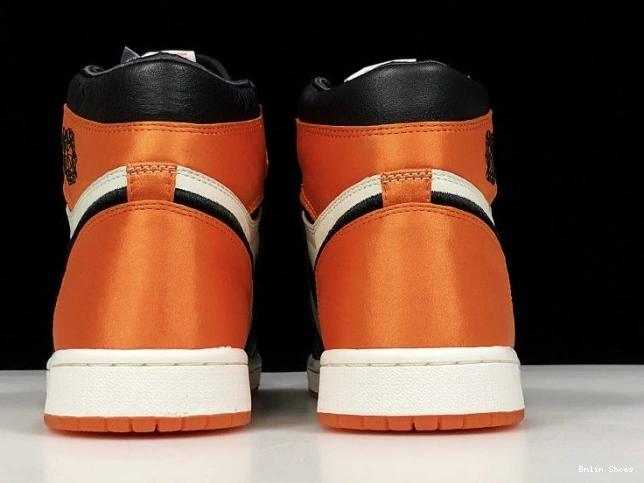 Bmlin Backboard Satin Air AV3725-010 Retro 1 Jordan Womens Shattered 0719
